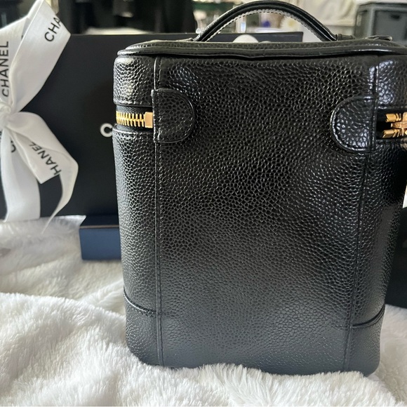 Chanel Vanity Bag - Picture 10 of 11